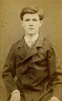 Carme, jeune communard prisonnier. Photographié par E. Appert