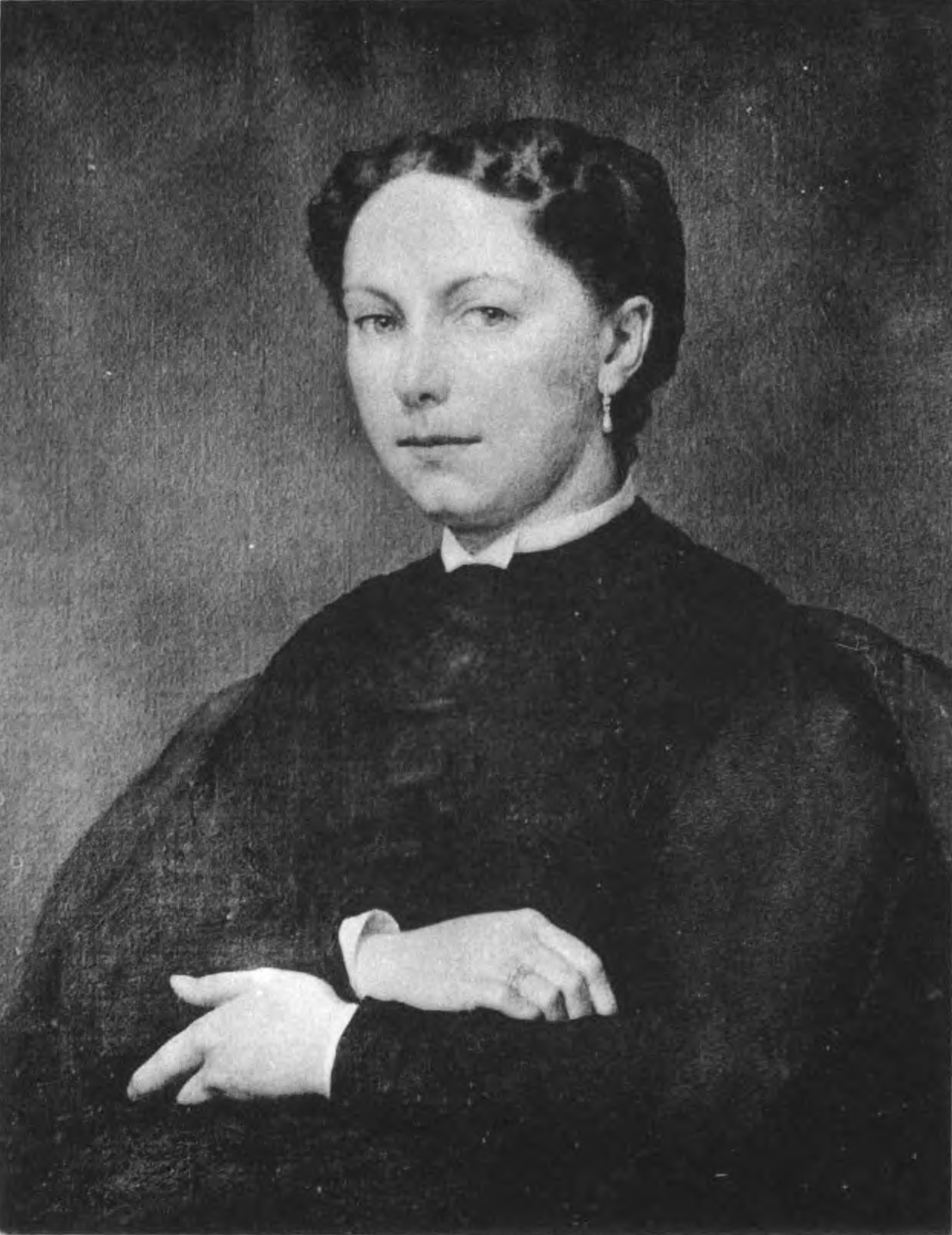 Portrait d'Alix Payen par son frère Paul Milliet Portrait d'Alix Payen, de 3/4, les mains croisées